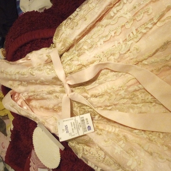 Dress - Picture 2 of 2